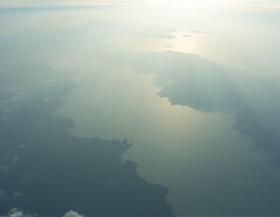 Imej satelit jerebu tebal menyelubungi Selat Melaka.